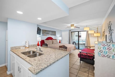 Sugar Beach 160 Pool View Apartment in Orange Beach