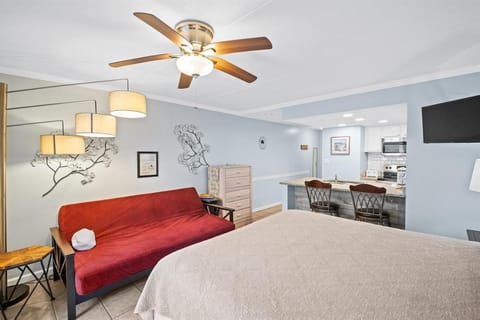 Sugar Beach 160 Pool View Apartment in Orange Beach