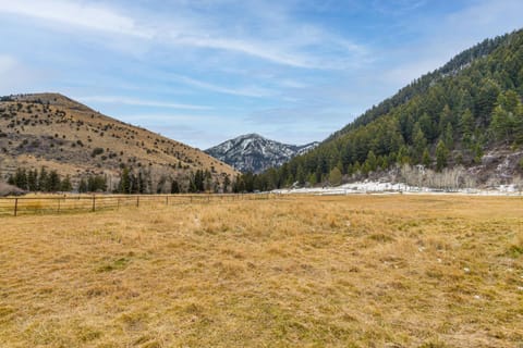 Mtn-View Anglers Retreat in Western Wyoming! House in Afton
