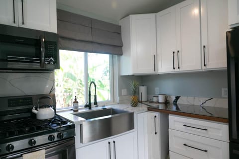 North Shore Palms House in Mokuleia