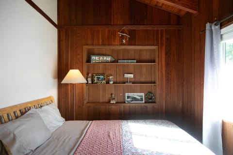 North Shore Retreat House in Mokuleia