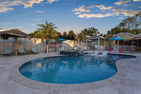 Family Home Lone Star Cabana Shared Pool House in Bay Saint Louis