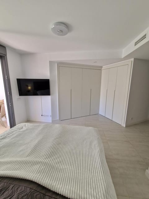 TV and multimedia, Bedroom