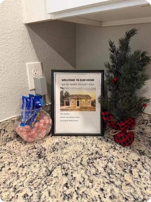 Beautiful modern 3 bed 2 bath House in Fort Worth