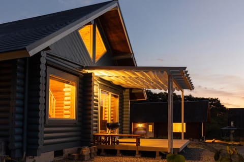 Property building, Balcony/Terrace