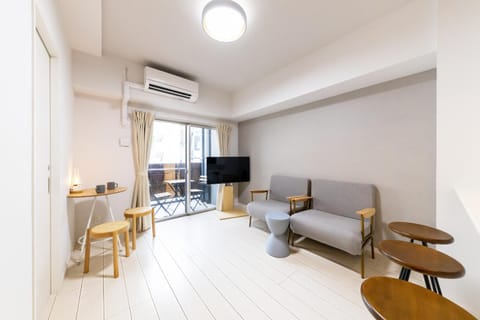 TV and multimedia, Living room, Dining area, air conditioner
