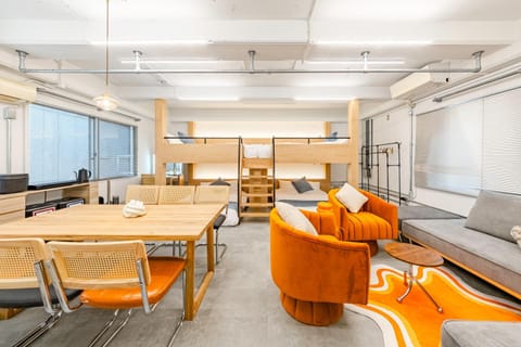 Living room, Dining area, bunk bed