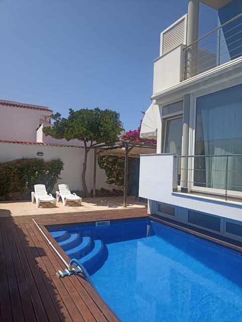 Patio, Off site, Swimming pool