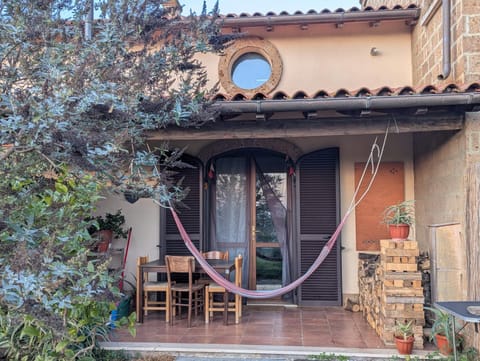 Facade/entrance, Off site, Balcony/Terrace, Sunset