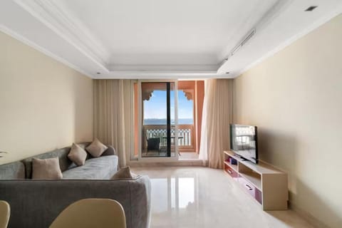 2BHK in Palm Jumeirah Sea View Grandeur Residence 301 Apartment in Dubai