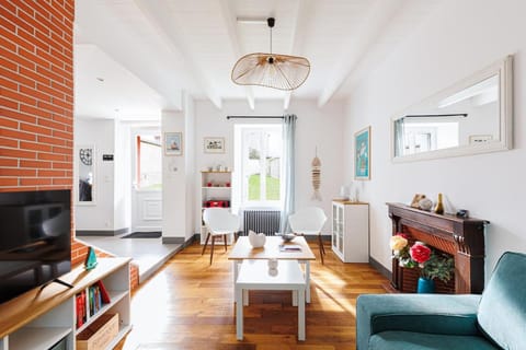 Charmante maison en plein centre du village House in Paimpol