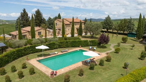 Property building, Facade/entrance, Garden, Solarium, Garden view, Pool view, Swimming pool