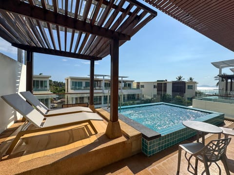 Sea view, Swimming pool