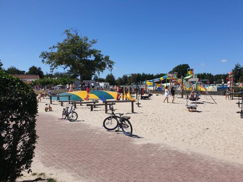 Welcome in - Chalet 'Zeeland' - Camping Duinhoeve | Comfortabel familiechalet | Huisdiervriendelijk Chalet in Renesse