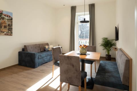 Villa Rosengarten Guesthouse Apartment hotel in Merano