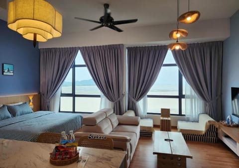 TV and multimedia, Living room, Photo of the whole room, Seating area, Bedroom, air conditioner