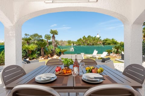 Patio, Garden view