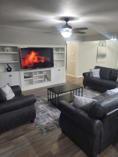 Parkside Manor House in Texarkana