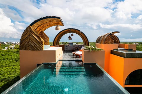 Balcony/Terrace, Swimming pool