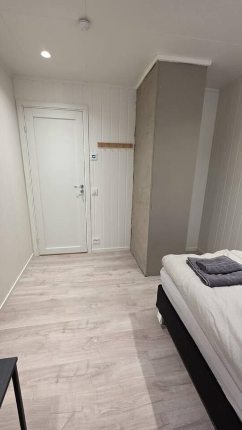 Arctic Nine - Room nr 5 - Central room on the island House in Tromso