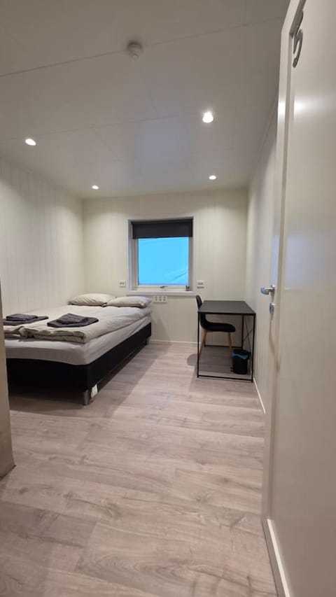 Arctic Nine - Room nr 5 - Central room on the island House in Tromso