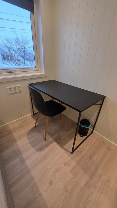 Arctic Nine - Room nr 6 - Central room on the island House in Tromso