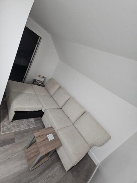 Telle Estate Your Home Away From Home House in Detroit