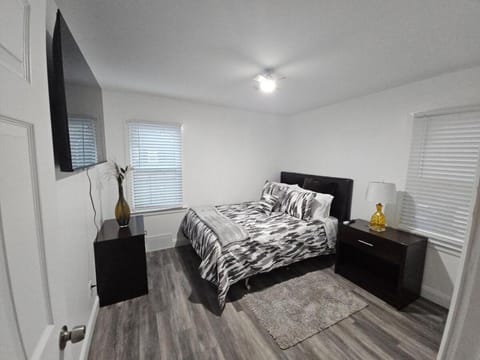 Telle Estate Your Home Away From Home House in Detroit