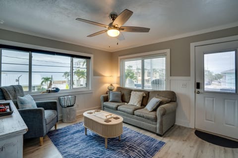 Steps To Beach - Seagrass Sunsets by SeaBreeze Vacation House in Bradenton Beach