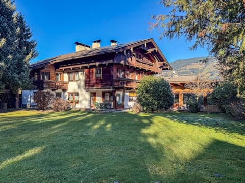 Property building, Garden, Garden view