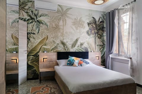 Living room, Bedroom