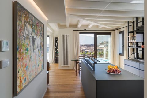 Kitchen or kitchenette, City view