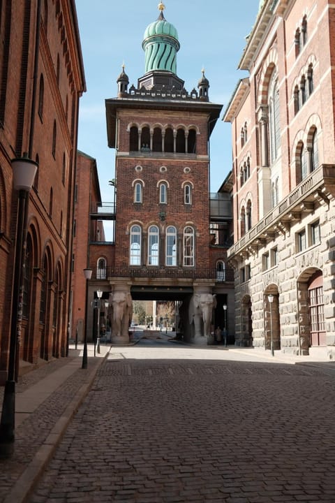 Bohemian Luxury in Carlsberg City - 2 bedrooms Apartment in Copenhagen