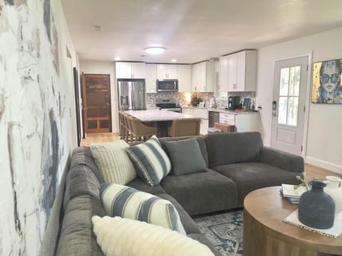 Brush Hill Lakehouse House in Eufaula