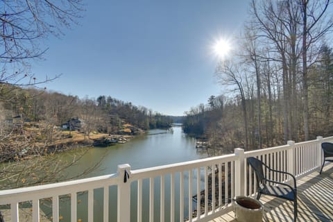 Private Hot Tub! Getaway on Smith Mountain Lake House in Smith Mountain Lake