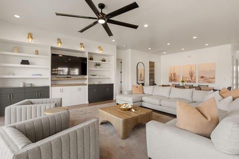 Oasis on the 8th home House in Washington