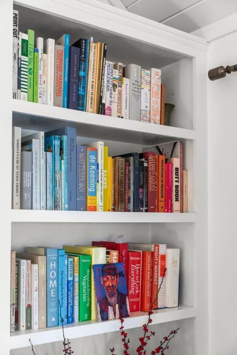 West End Haven w/ Modern Kitchen + Private Yard Apartment in Provincetown