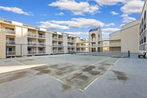 Sugar Beach 107 Studio Apartment in Orange Beach