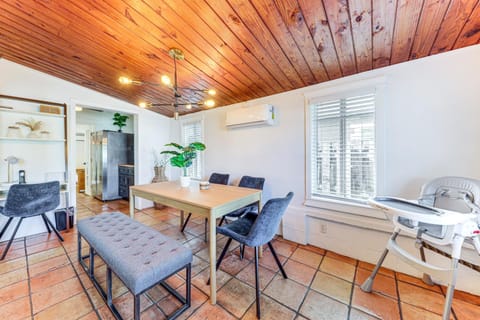 5 Mi to Las Olas Beach! Bright Home with Fenced Yard House in Dania Beach