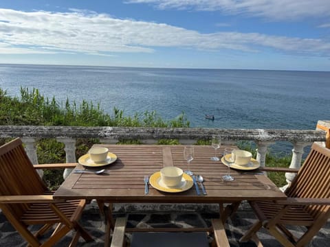 Natural landscape, Balcony/Terrace, Sea view