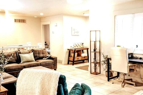 The Gate City Grande Apartment in Pocatello