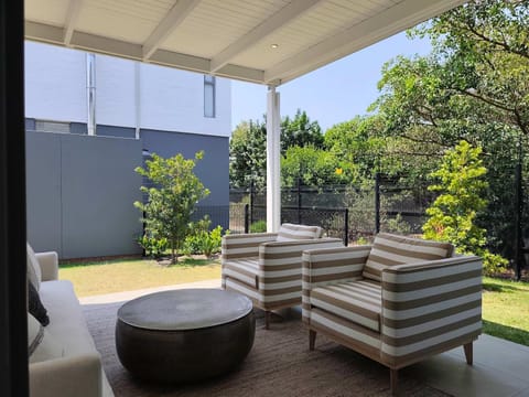 Boardwalk Hideaway 23 - Luxe 4BD Villa - Walk 2 Beach Villa in Plettenberg Bay