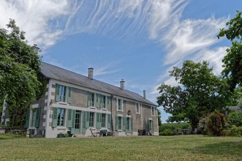 Property building, Day, Natural landscape, Garden