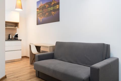 Kitchen or kitchenette, Living room, Seating area