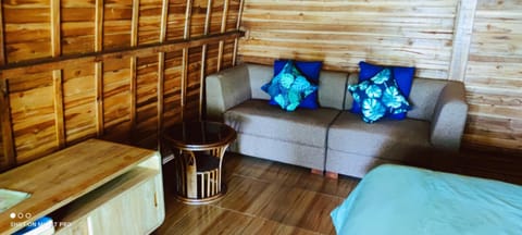 Oka Wooden house8 Apartment in Payangan