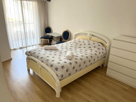 Charming 2-room near beach with terrace Apartment in Cagnes-sur-Mer