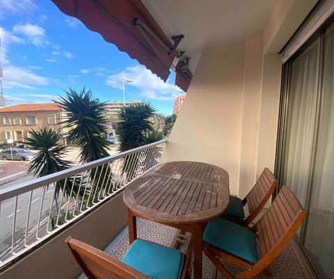 Charming 2-room near beach with terrace Apartment in Cagnes-sur-Mer