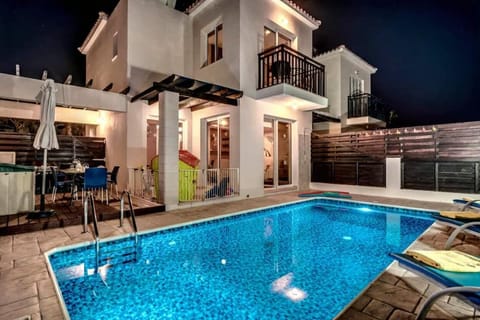 Patio, Balcony/Terrace, Swimming pool
