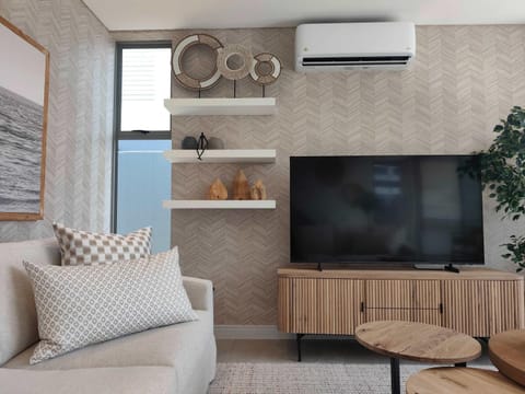 Boardwalk Hideaway 34 - Luxe 3BD Seaside Villa Villa in Plettenberg Bay