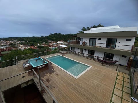 Area and facilities, Swimming pool